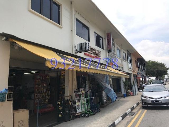 Changi Road (D14), Shop House #172979072